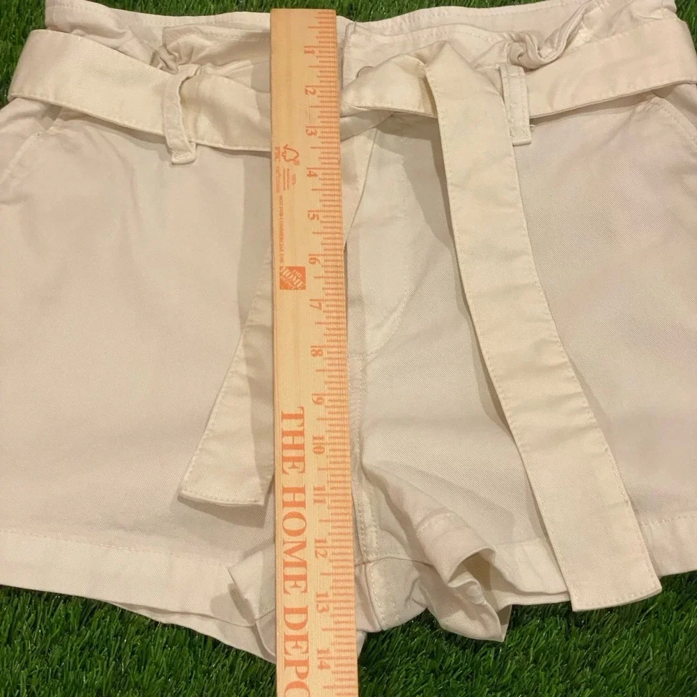 Paige Anessa shorts‎ with Trapunto Tie belt Ivory size 30 women's Boho Prep